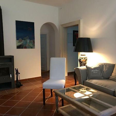 Elegantes Gaesteapartment Verano In Schloss Und Hofgut Langenzell Wiesenbach ภายนอก รูปภาพ