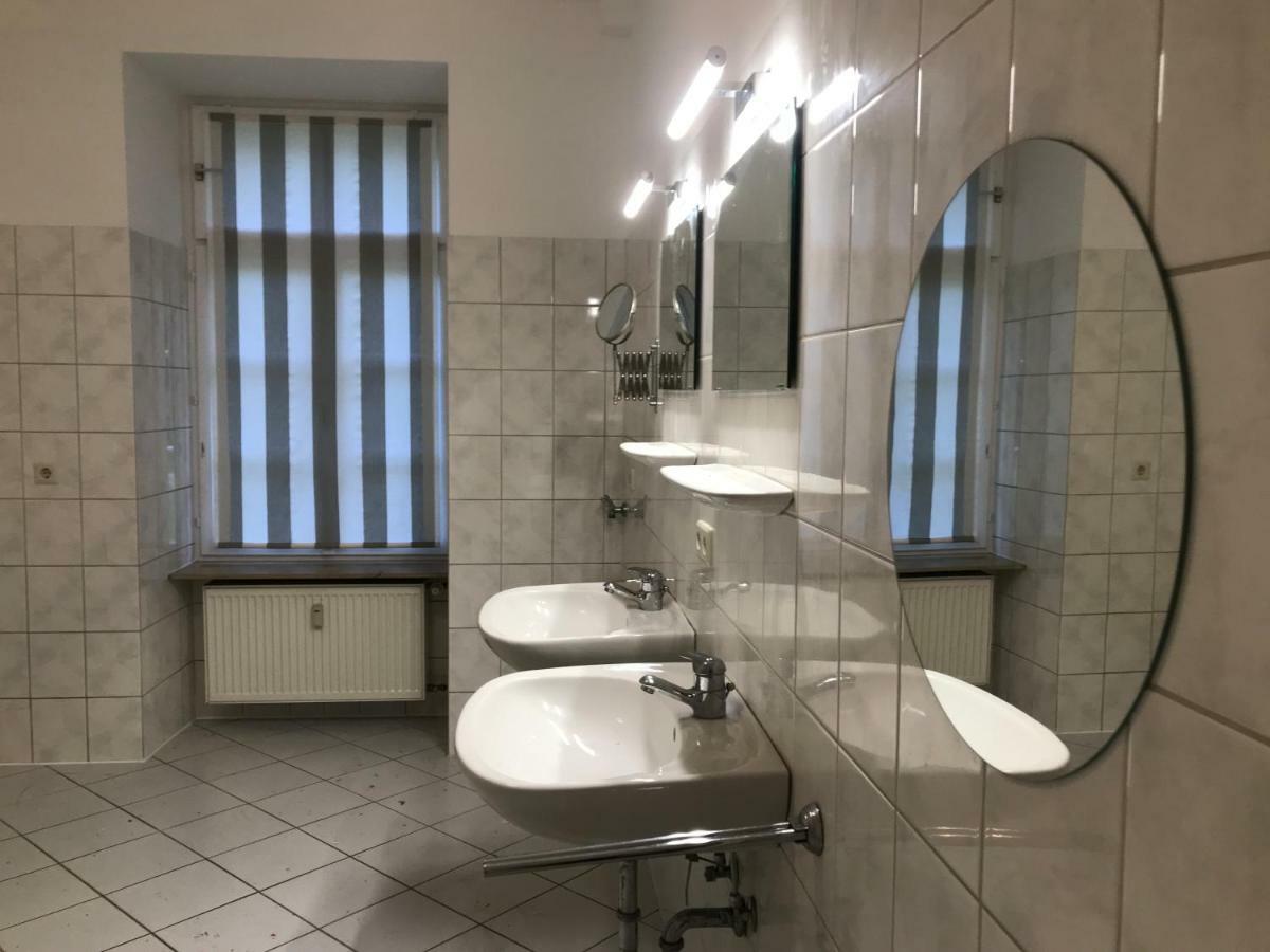 Elegantes Gaesteapartment Verano In Schloss Und Hofgut Langenzell Wiesenbach ภายนอก รูปภาพ